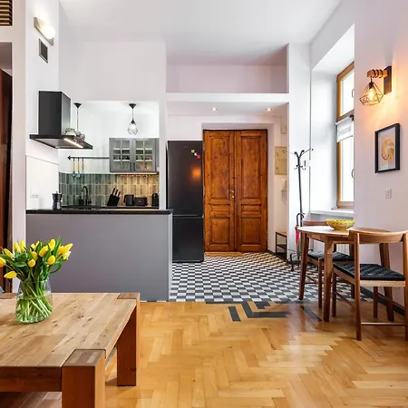 Podzamcze By Tyzenhauz * Krakau